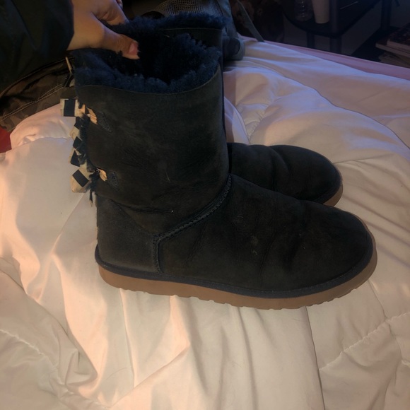 Bailey-Bow UGG Boot (limited edition) - Picture 3 of 5